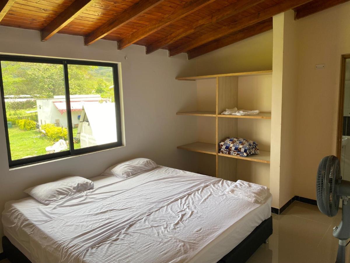 Alojamiento Campestre. San Carlos, Antioquia. Hotel ภายนอก รูปภาพ