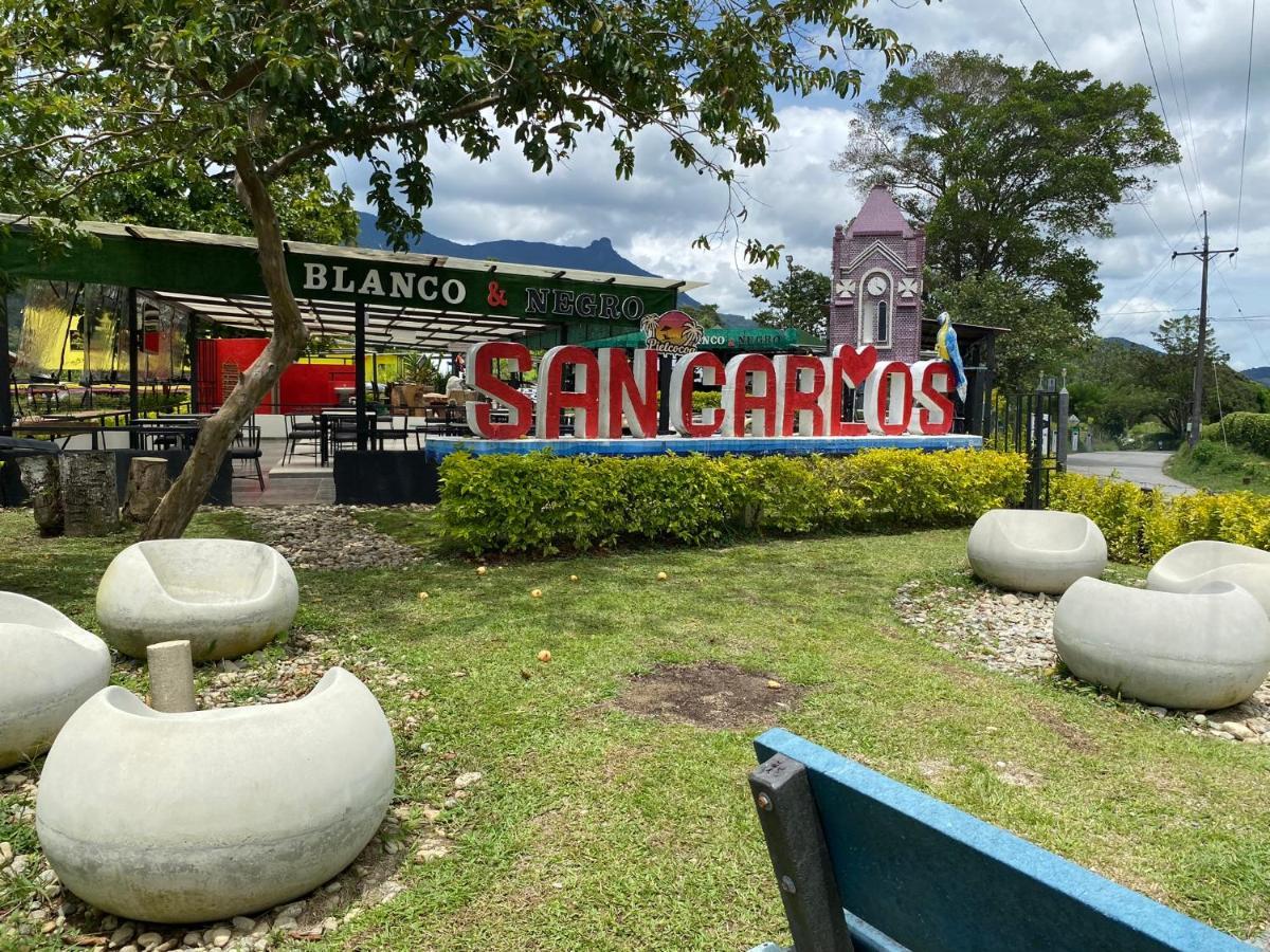 Alojamiento Campestre. San Carlos, Antioquia. Hotel ภายนอก รูปภาพ